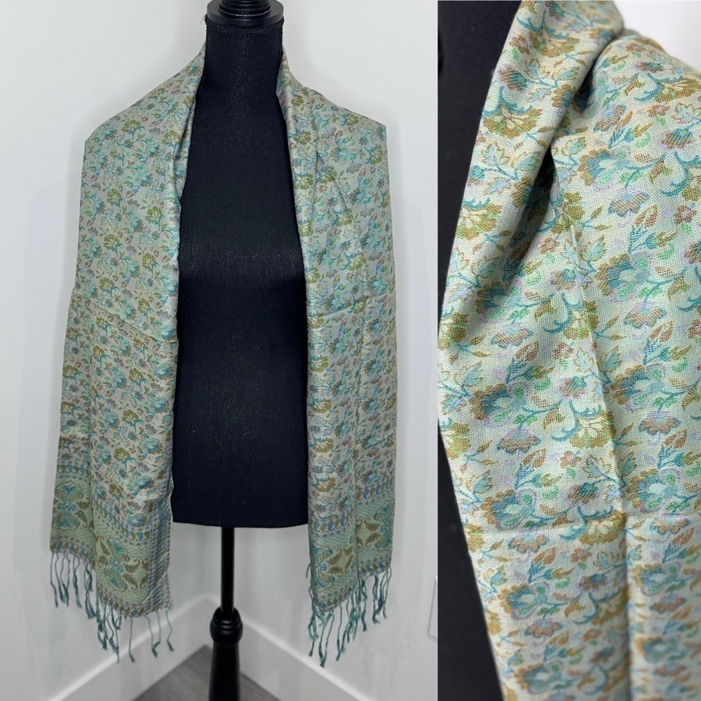 Indian Ethnic Shawl Blue and Green Floral 22x67
